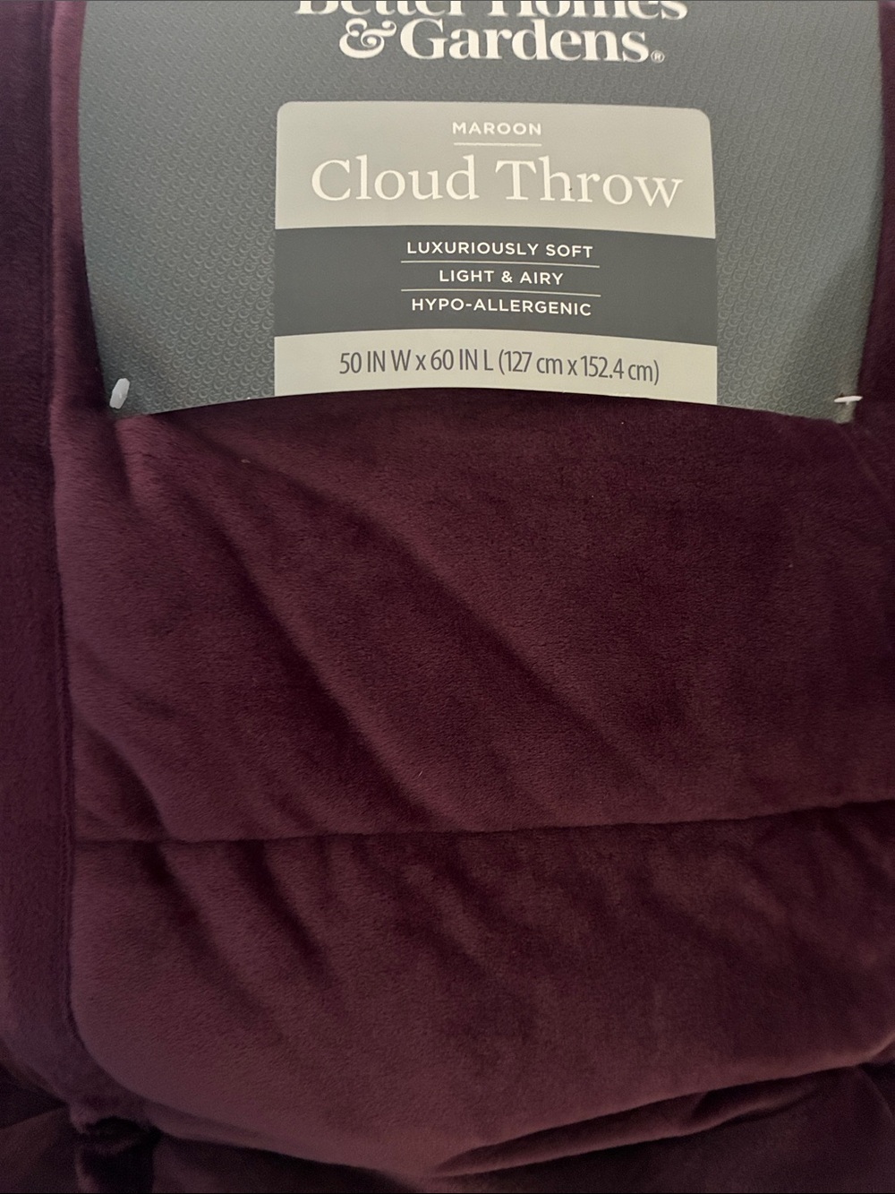 Better Homes & Gardens Maroon Cloud Throw/blanket. NWT.